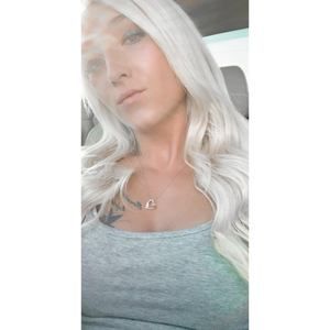 Meet your Posher, Casey